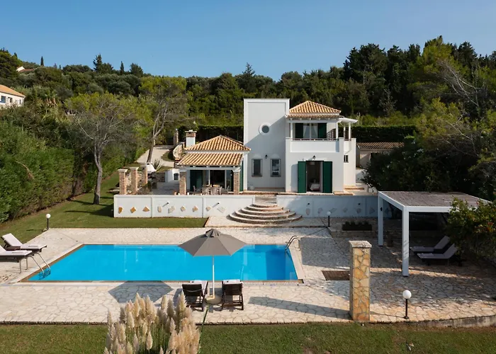 Villa Beachfront Dionysos - With Private