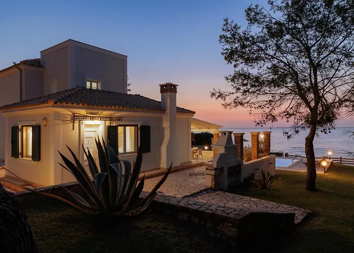 Villa Beachfront Dionysos - With Private Sidárion