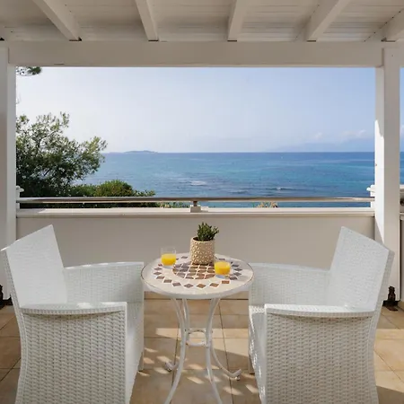 Beachfront Dionysos - With Private Vilă Sidárion