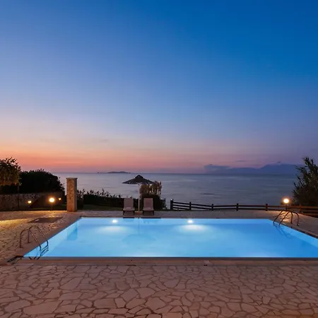 Beachfront Dionysos - With Private Vilă Sidárion