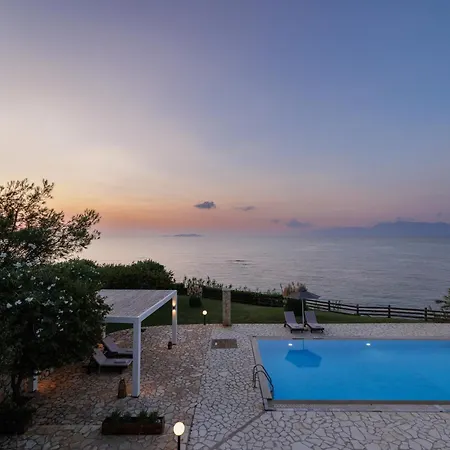 Vilă Beachfront Dionysos - With Private *