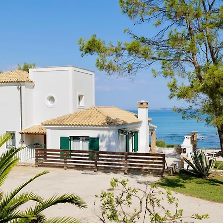 Vilă Beachfront Dionysos - With Private *