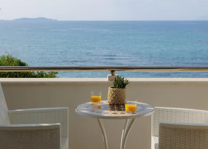 Villa Beachfront Dionysos - With Private Sidárion