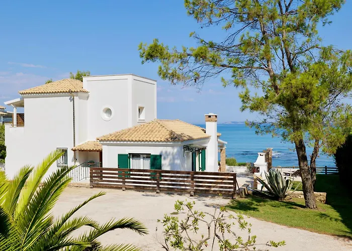 Villa Beachfront Dionysos - With Private *