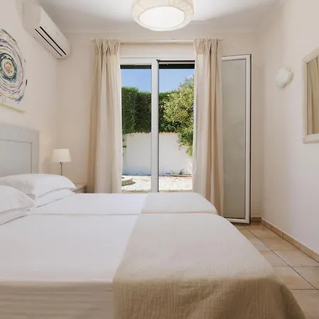 Villa Beachfront Dionysos - With Private *