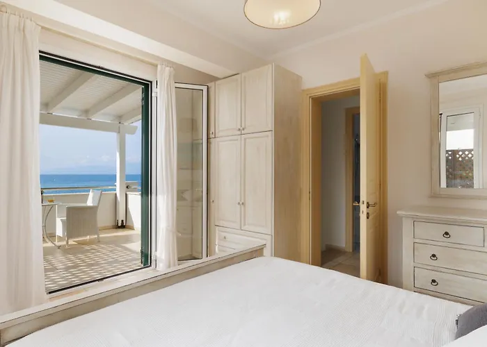 Beachfront Dionysos - With Private * Sidari (Corfu)