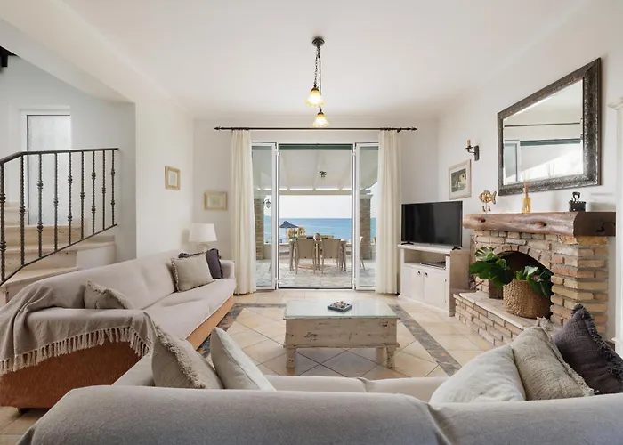 Villa Beachfront Dionysos - With Private