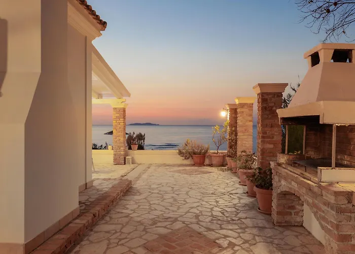 Villa Beachfront Dionysos - With Private *