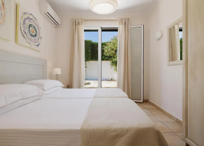 Willa Beachfront Dionysos - With Private *